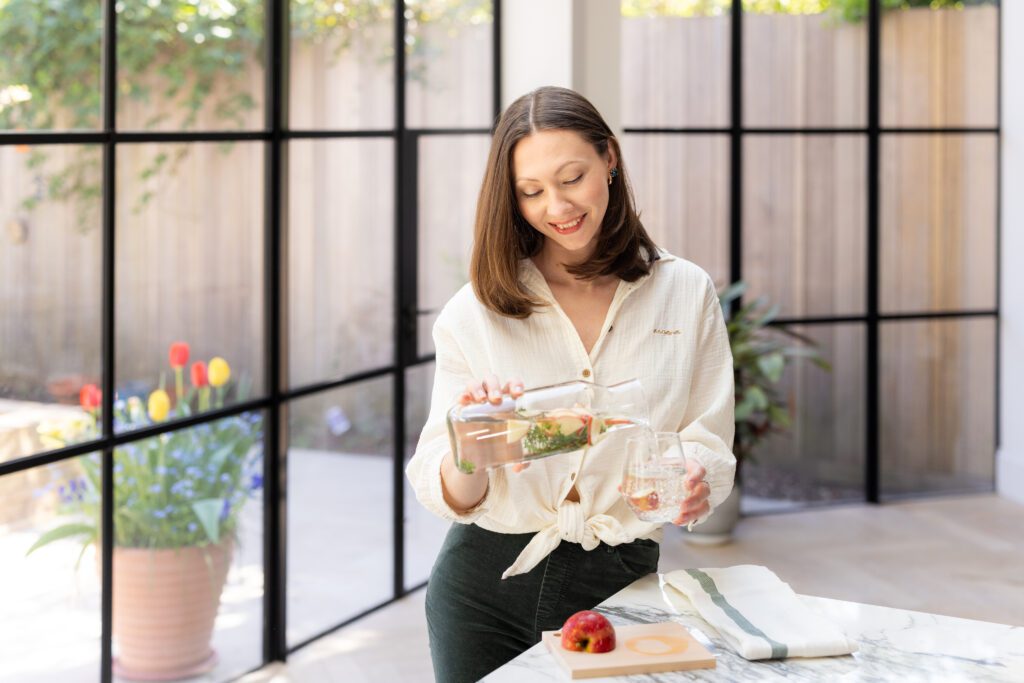 London branding photographer and social media content creator for wellness coaches